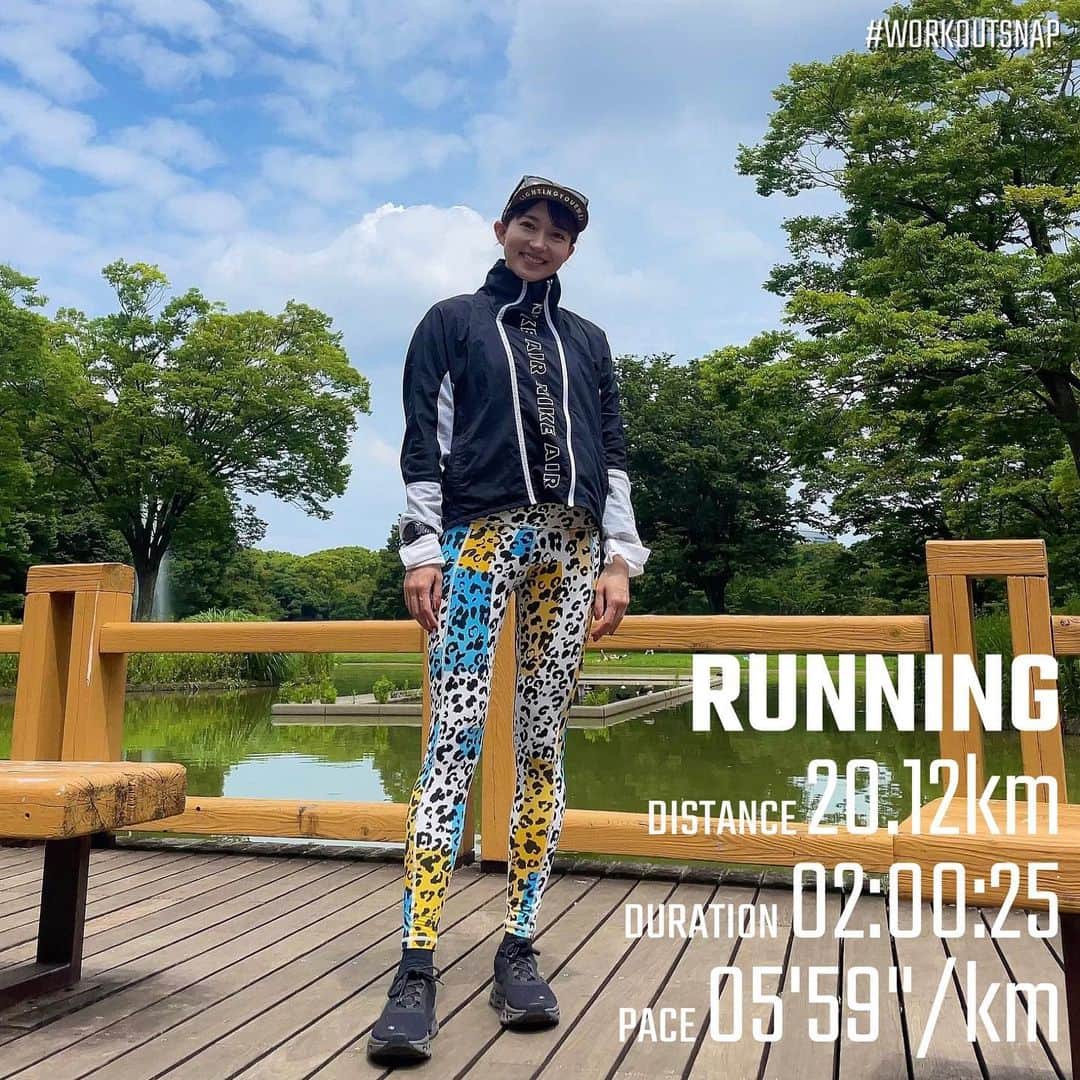 長谷川朋加のインスタグラム：「♡  ✎५⋆*{ 夏がやってくる🏃‍♀️🏃‍♀️🏃‍♀️ } ୨୧-------------------------------- ୨୧  朝はゆうすけ練🏃‍♀️🤍 ゲストペーサーを務めました🫶🏻  チームトモカはキロ6！ 気温が上がってくると冬場は 楽だったペースもそうではなくなりますよね☺️🌈 でもそれは当たり前のこと！！！  夏場はやれることをコツコツ積み上げて 秋冬に備えていきましょーっ👏🏻👏🏻  みなさんのこれからのレース話や 日々のことを聞けて楽しい20kmでした！  道マラに出る方も結構いらっしゃって とってもとっても嬉しい＆楽しみ🥺 会場で元気に会いましょうね！！  その前にまたゆうすけ練にも来てください☺️ みんなで走って強くなりましょ！  🤳撮影: @rukojp いつもありがとうございます💕  午後も楽しくハッピーに🏃‍♀️  ୨୧ -------------------------------- ୨୧ #やりたい事は全部やる #全力前向き前のめり #走るの大好き」