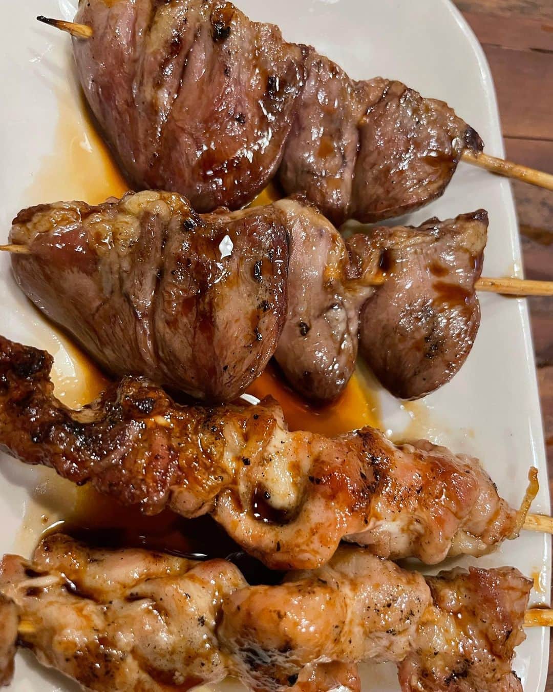 のインスタグラム：「道頓堀にある焼鳥 吉鳥 ここへ来たら美味しいもん頂きながら 21歳の芸人はじめた頃の事を 思い出せる大事な場所 昨日もいっぱい美味しいもん頂きました ご馳走様でした  #焼鳥吉鳥道頓堀店 #やきとり #吉鳥 #めちゃくちゃうまい #思い出の場所 #なんば #ラジバンダリ西井」