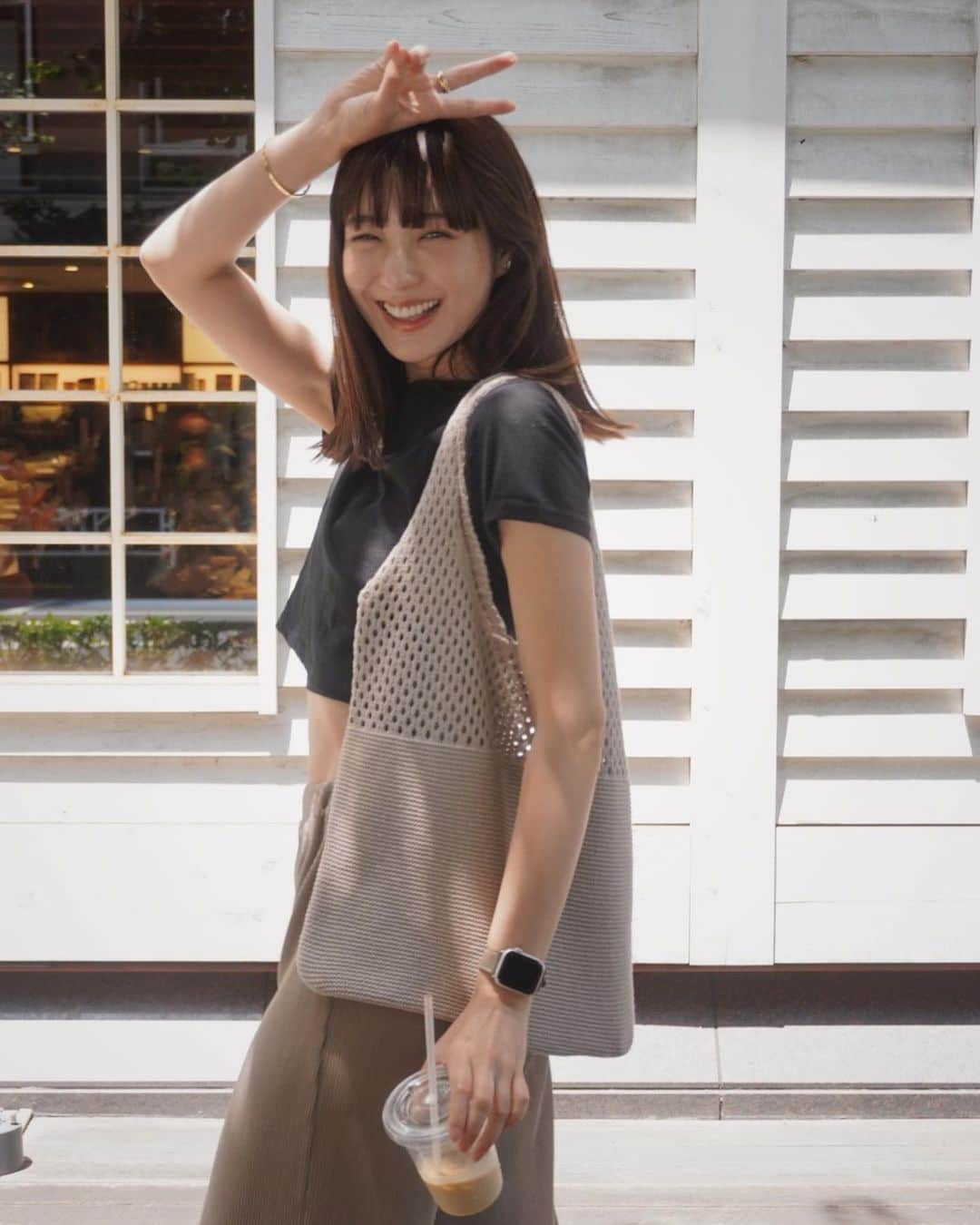 izu（出岡美咲）さんのインスタグラム写真 (izu（出岡美咲）Instagram)「今年の梅雨も短くなるって本当？ 我が家の玄関で出番を