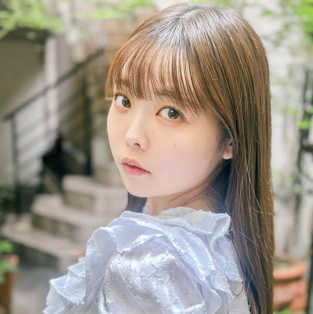 柳葉ころんのインスタグラム：「久々にアイコン変えてみました✨ ありかみうにiPhoneで撮ってもらったんだけど綺麗よね〜🥰 #iphone純正カメラ  #ポートレートモード #モデル #コスプレイヤー #撮影会モデル」