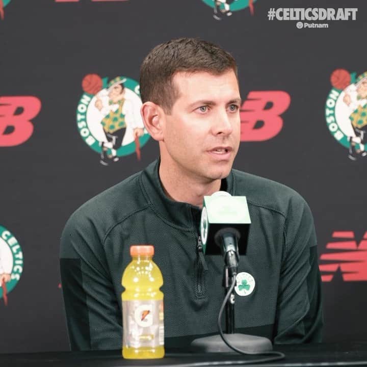 ボストン・セルティックスのインスタグラム：「Brad Stevens breaks down the skillset of Jordan Walsh.」