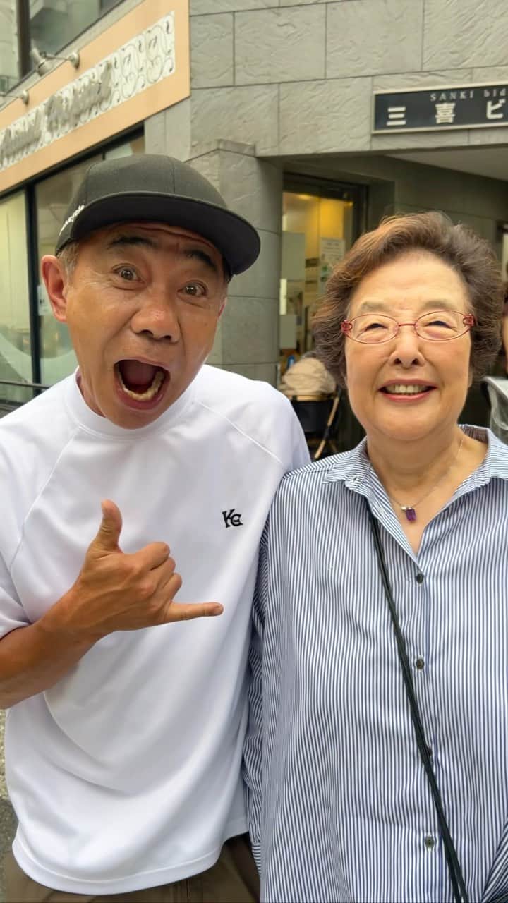 木梨憲武のインスタグラム：「トムクルーズもびっくり！！戸田さん発見！！トムクルーズでもないのに写真撮っていただきました！」
