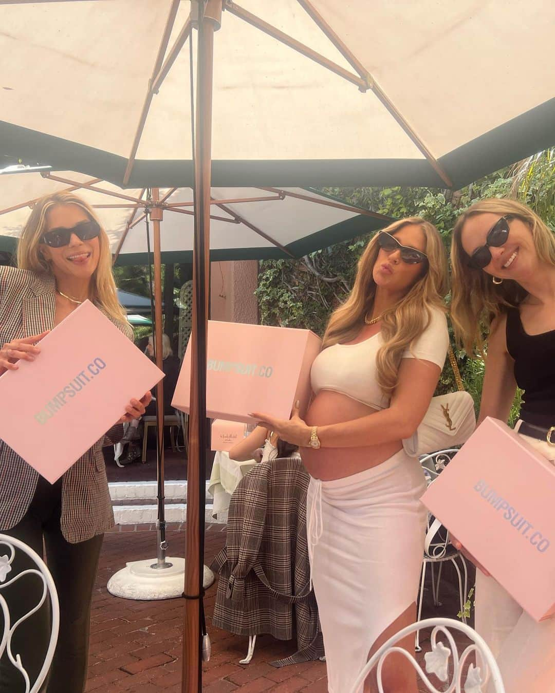 ニコール・トルンフィオさんのインスタグラム写真 - (ニコール・トルンフィオInstagram)「@bumpsuit  SHAPEWEAR SWIM launch @bevhillshotel (it’s also #postpartum & #breastfeeding  friendly) 💗💗💗Thank you for coming @biancabalti @stormibree @thebarbieblank @b_maren @heatherdmarks @elviratroger @veeshoney @rachelzeilic @karacookstyle and my mini 🥰」6月24日 6時12分 - nictrunfio