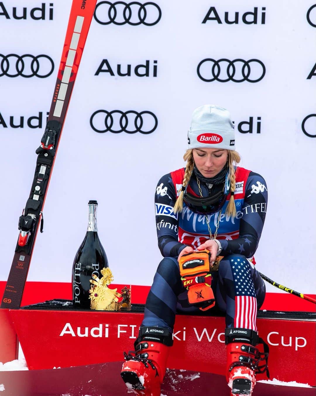 ミカエラ・シフリンのインスタグラム：「Still getting the question about this season and whether it has sunk in yet…that’s still a resounding NOPE😂. To top it off, @espn #ESPY nominations came out a couple days ago and I’ve been nominated for two 😱 best female athlete and best record-setting performance. In the company of all time greats and some of my favorite athletes…@djokernole, @kingjames, @maxverstappen1, @iga.swiatek…I’m kind of dumbfounded🤯. I’ve had so much support through the years and I’m so thankful for that…it’s just hard to believe where this journey has taken me now, when I think back to 3 years ago, or 10 years ago, or 20 years ago. The good and bad and everything in between. Lessons learned, moments I wish I could forget, and memories I hope will last forever…and there’s still plenty to come.❤️  ESPYs are chosen based on fan voting…if you’d like to vote, I’ve been told you can do so *daily* through July 9th at the link in my bio.😅🫶  📷: @mikedawsy」