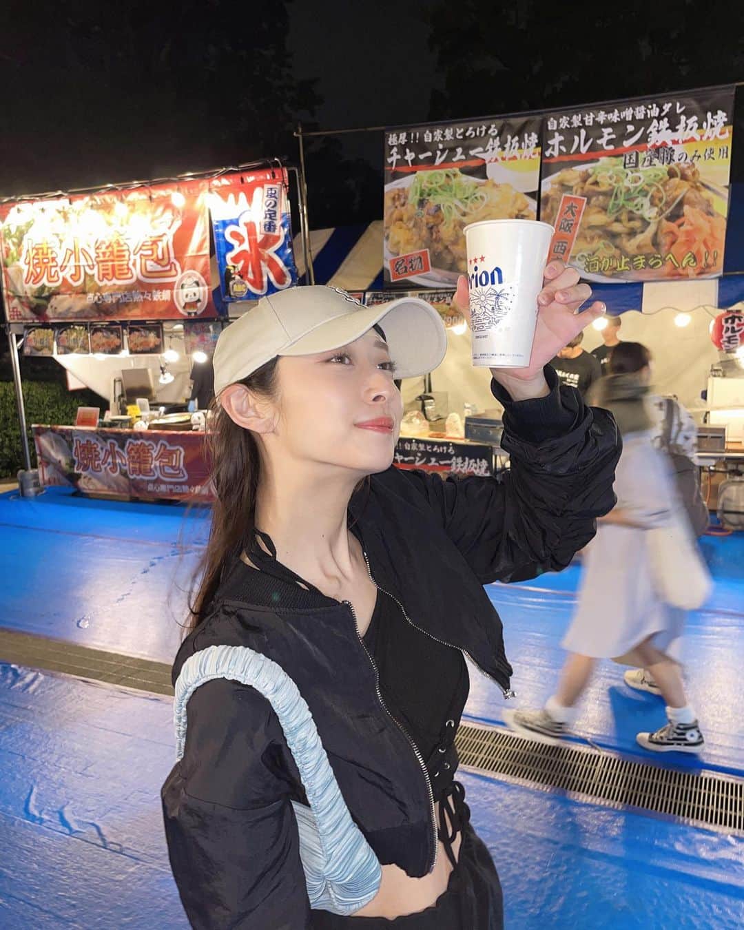 瀬名ひなののインスタグラム：「下町ハイボールフェス🍻  ハイボール苦手だったけど チャレンジしたらあっさりしてて飲めた👏 珍しい完全プライベートの投稿🙊  今日明日もやってるらしい🫶 たくさん食べてたくさん飲んだ」
