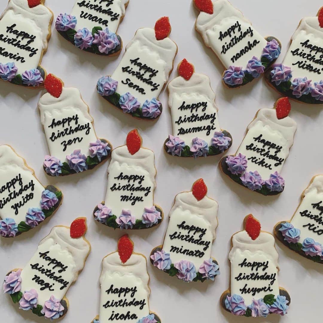 kikkoのインスタグラム：「@weekendstudio2017 の🎁🍪 Happy Birthday 🎂」
