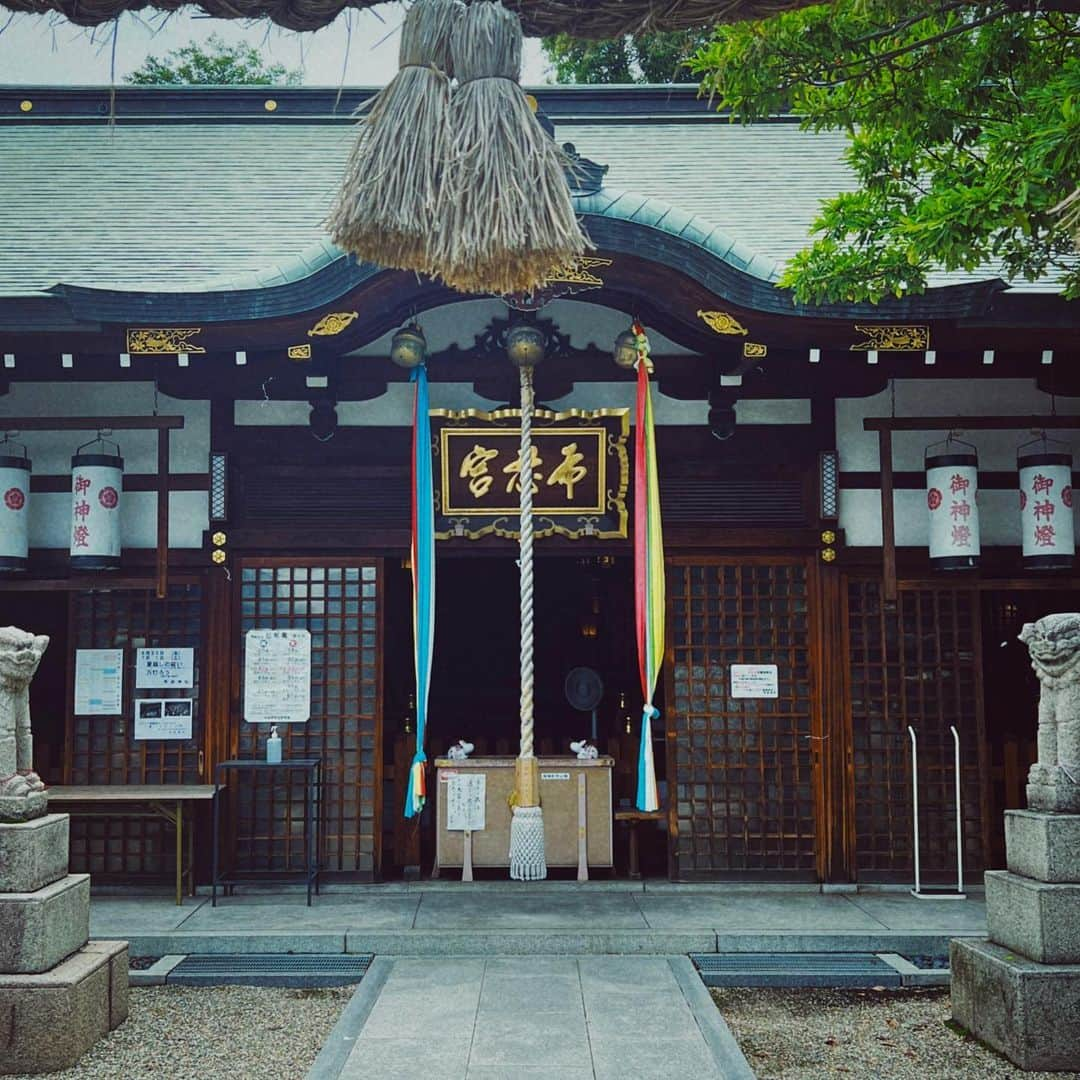 平祐奈さんのインスタグラム写真 - (平祐奈Instagram)「🚲⛩️❤️ チャリ守りが可愛すぎて 自転車乗るの楽しみになっちゃった  中原淳一さんの御朱印帳もかわいい。 #祐奈の神社日記」6月24日 10時00分 - yunataira_official