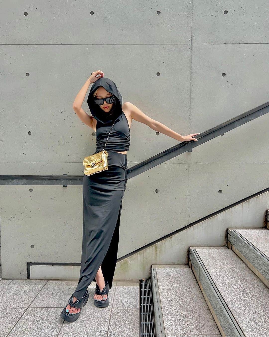ユミ さんのインスタグラム写真 - (ユミ Instagram)「all black day🖤  街にこっそり出かけたjasmineって 褒め言葉が一番嬉しかったな🤭🤭🕌」6月24日 10時46分 - yuminchu1029