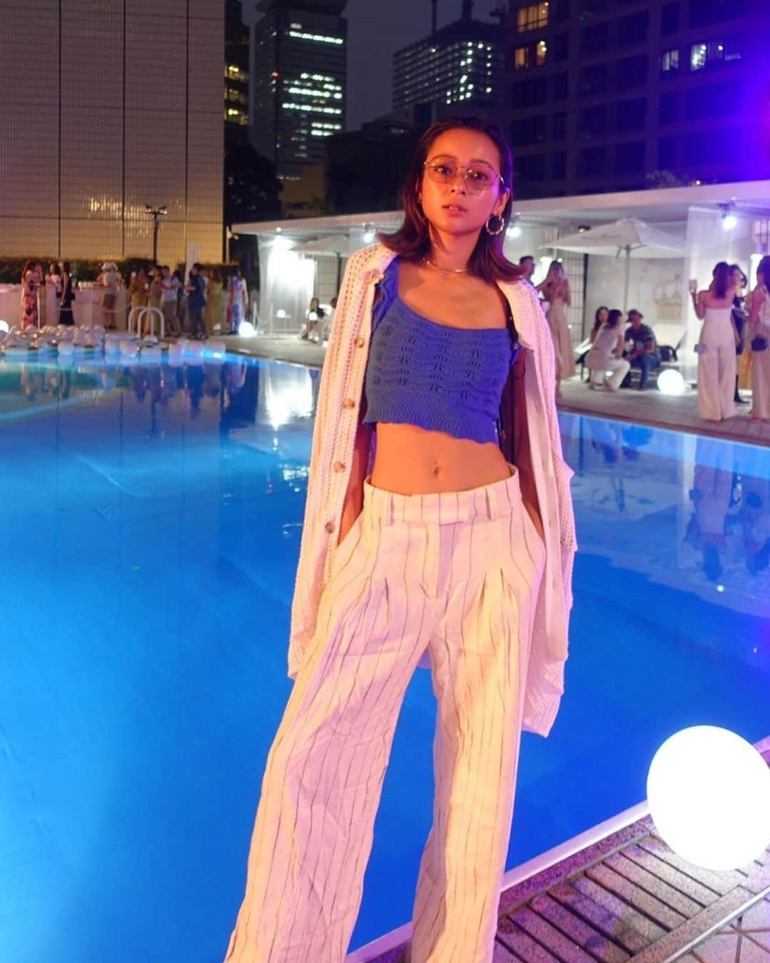 脇田恵子さんのインスタグラム写真 - (脇田恵子Instagram)「🍾✨⛱️ at the skyline 🌃 (summer beach club) #Hostedby @moetchandon  ＊ リゾートカジュアルハンサムワキタ🏝️爆誕←  リネンのワイドパンツ ブルーのフリルキャミ💙 これからたくさん使えそう メイクと羽織で色々気回せそうだなぁ🤔  大好きなサマーニットの季節や🤗  衣装増やさなきゃ🤗❗️  #Hostedby @moetchandon #MoetChandonbytheskyline #ANAインターコンチネンタルホテル東京 #moetchandon #モエシャンドン #Sponsored #DrinkResponsibly」6月24日 10時47分 - keiko_wakita3