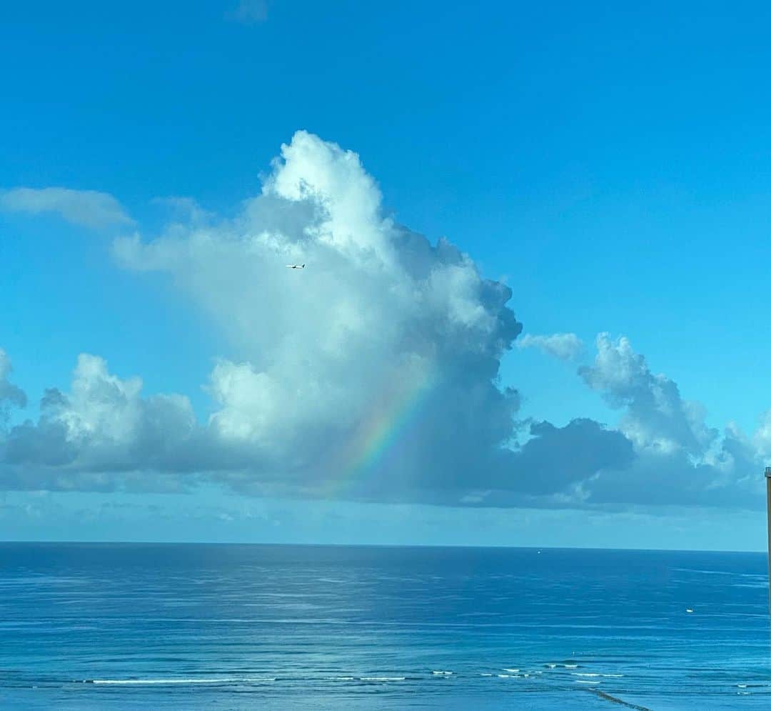 高岡早紀 さんのインスタグラム写真 - (高岡早紀 Instagram)「ちょっとだけ、虹が見えたよ。」6月24日 10時48分 - saki_takaoka
