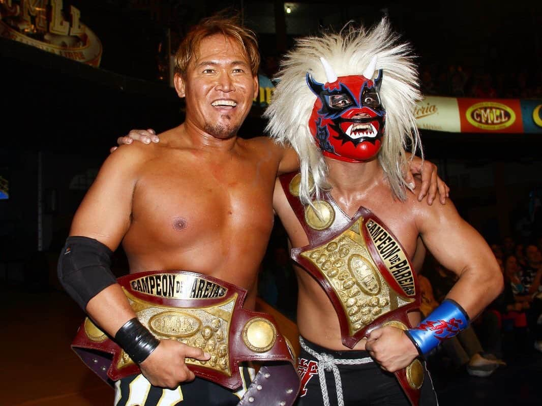 奥村茂雄さんのインスタグラム写真 - (奥村茂雄Instagram)「Tengo muchos recuerdos con el gran Namajague en México.  (C) CMLL / @elfotografodelasluchas  - - #cmll #njpw #recuerdo #namajague #okumura #tifondeosaka #2013年」6月24日 11時18分 - okumuracmll