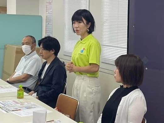 足立康史さんのインスタグラム写真 - (足立康史Instagram)「今日は、日本維新の会茨木市支部（大野ちかこ支部長）の役員会。来年４月の市長選挙、市議補欠選挙に向けて意見交換を行うことが出来ました。茨木の政治、正念場が続きます。  あだち康史通信〈茨木版〉 https://drive.google.com/file/d/1dDlBwINmBl3D7aMprDt91EBQPw1jgzcu/」6月24日 21時05分 - adachiyasushi