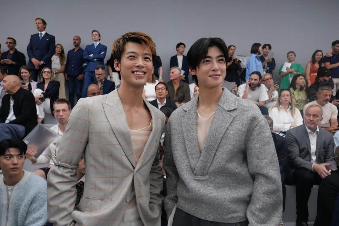 竹内涼真さんのインスタグラム写真 - (竹内涼真Instagram)「The coolest gentlemen I've ever met in Paris✨  #dior   #chaeunwoo   ##DiorSummer24」6月24日 21時15分 - takeuchi_ryoma