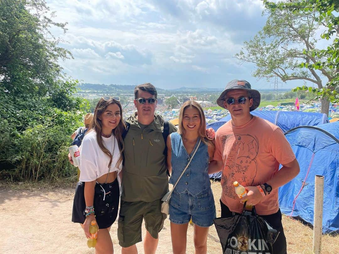 ジョーイ・バートンさんのインスタグラム写真 - (ジョーイ・バートンInstagram)「Half way through the Glastonbury journey. It never disappoints. 💪」6月24日 21時09分 - joey7bartonofficial