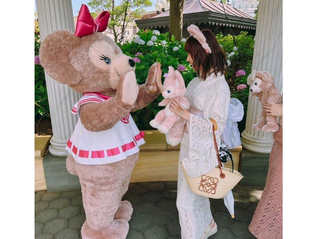 辻野かなみさんのインスタグラム写真 - (辻野かなみInstagram)「❤︎  ⁡ Duffy friendsが大好き🧸💕 ⁡ 癒し…💓 ⁡ お友達とレースの浴衣色違いなの！ ぜーんぶ写真撮ってくれたよ😊 上手すぎる✨️ ⁡ 浴衣#GRL #レース浴衣 #Disney #ディズニー   #かなみしふく #リーナベル #浴衣ディズニー #辻野かなみ　#かなみん　 #超ときめき宣伝部　#超とき宣 #𝗂𝗇𝗌𝗍𝖺𝗀𝗈𝗈𝖽 #𝗂𝗇𝗌𝗍𝖺𝗅𝗂𝗄𝖾 #𝖿𝗈𝗅𝗅𝗈𝗐𝗆𝖾 #𝗅𝗈𝗏𝖾 #데일리룩　#데일리룩코디　#패션	#오오티디 #데일리　#좋아요　#팔로우」6月24日 21時10分 - kanami_tsujino_official