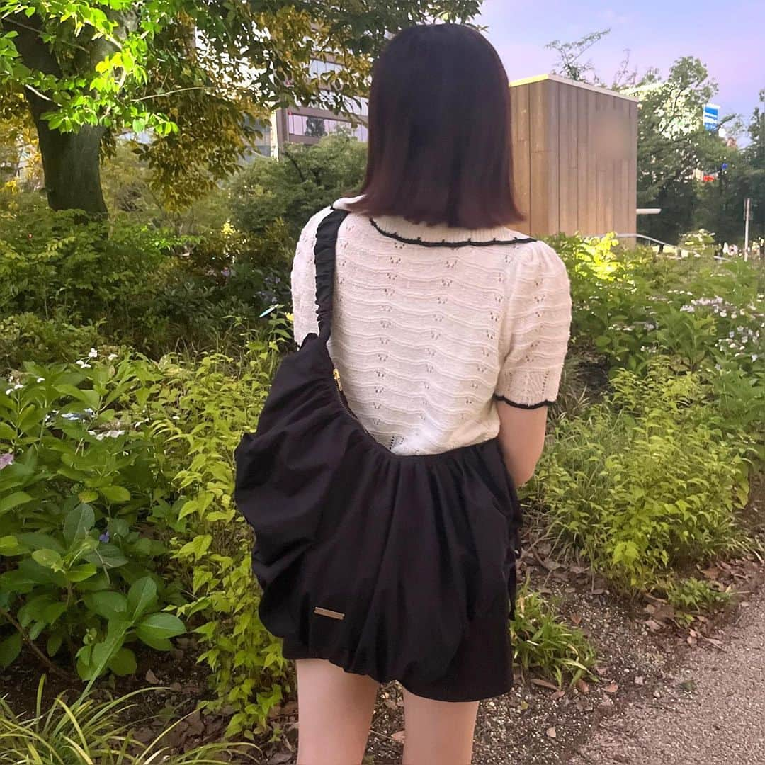 鈴木愛菜のインスタグラム：「🕊💚𓂃 𓈒𓏸」