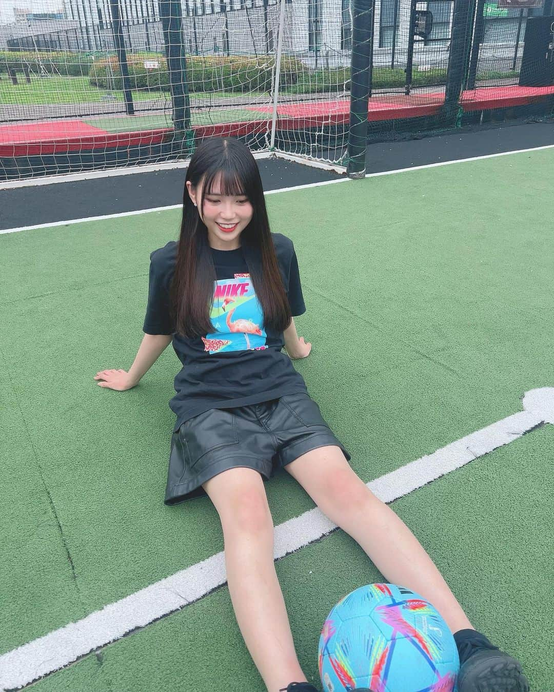 尾上美月さんのインスタグラム写真 - (尾上美月Instagram)「先日のサッカーショットです☺️✨📷⚽️  TikTokもまた投稿するのでぜひみてください😁🩵  #サッカー #フットサル #soccer #football #サッカー女子 #おすすめ  #ootd #ootdfashion #fyp #code #スポーツ女子 #スポーツ #コーデ」6月24日 21時36分 - omizuki_0522