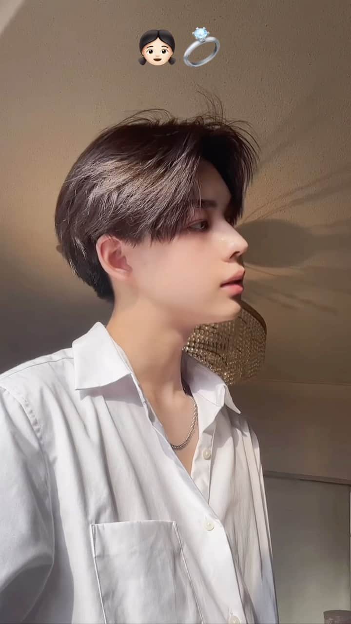 のインスタグラム：「आप का कोई बॉय फ्रेंड?  Do you have a boyfriend?  ‎هل لديك صديق محبوب؟  Apakah kamu punya pacar?  Você tem um namorado?  #fyp #fff」