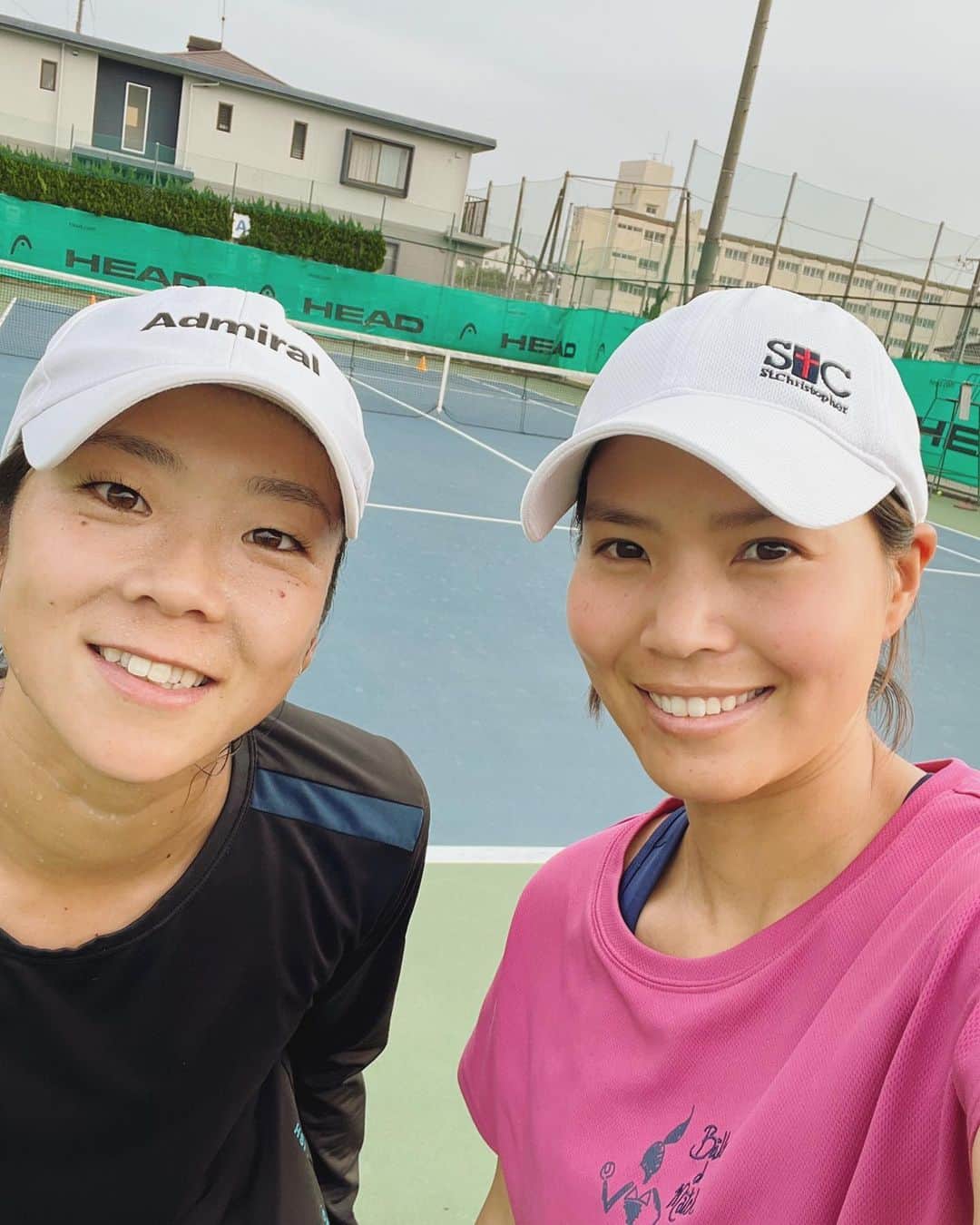 尾崎里紗のインスタグラム：「@kaji.haruka 今日から遠征頑張って！ ⁡ ⁡」