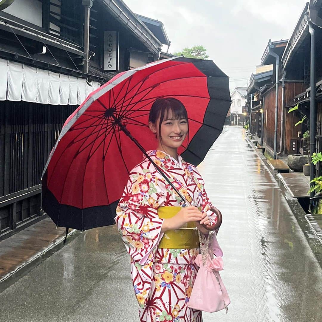のインスタグラム：「この間投稿したものと別のお着物です⸜❤︎⸝‍   #飛騨高山   #着物   #着物レンタル   #るるぶ」