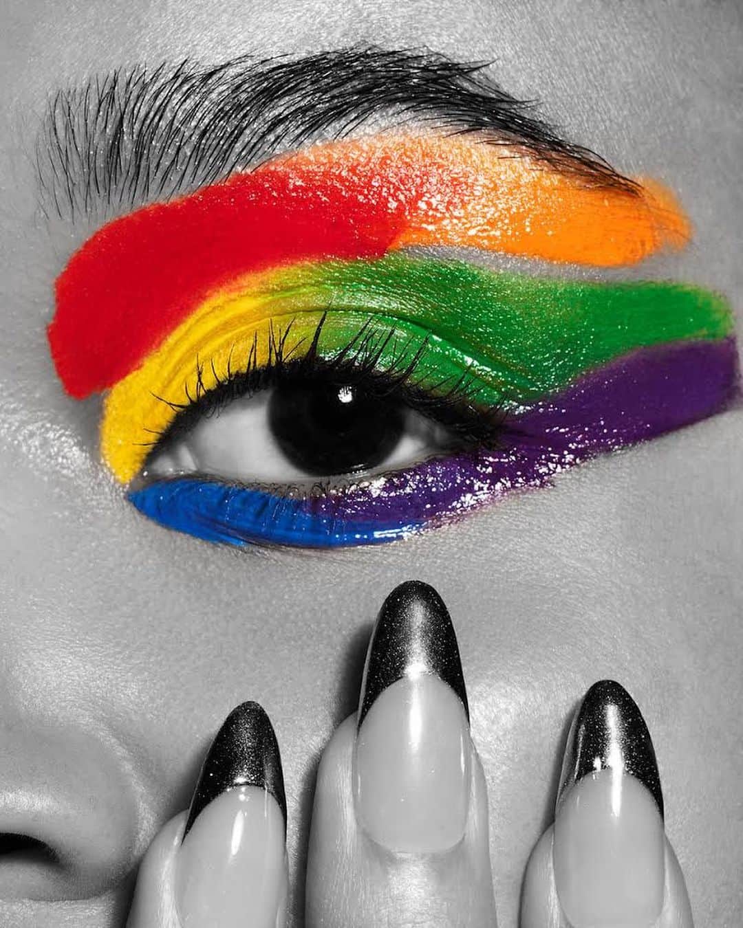安田直美のインスタグラム：「@vmagazine @minivmag pride edition ❤️  Featuring @madisonbaileybabe 🔥   Photo @richardburbridge Styling @annatrevelyan  Make up @raisaflowers  Hair #shingoshibata  Nail me #pride #madisonbailey」