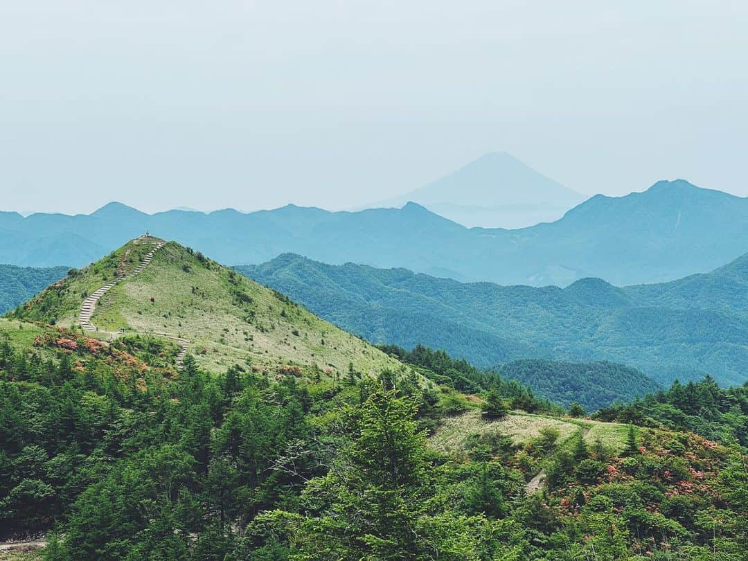 Daniel Waldronさんのインスタグラム写真 - (Daniel WaldronInstagram)「A Distant Fuji」6月24日 22時16分 - dew