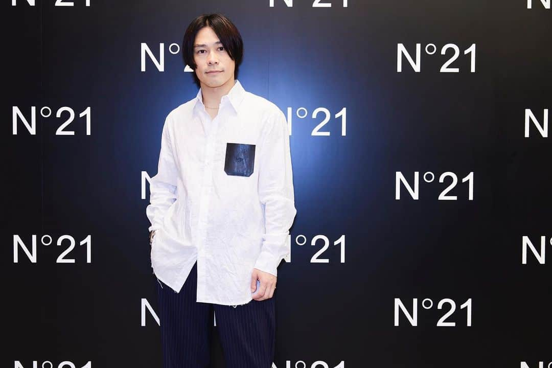 GO AKIMOTOさんのインスタグラム写真 - (GO AKIMOTOInstagram)「#Repost @numeroventuno with @use.repost ・・・ Opening Cocktail Party at N21 Fukuoka Daimyo Garden City Store.  Alessandro dell'Acqua greeted guests.   DJ @mademoiselle_yulia and @yuyanara played at the party.  #N21 by #AlessandroDellAcqua #N21Fukuoka」6月24日 13時41分 - go_akimoto