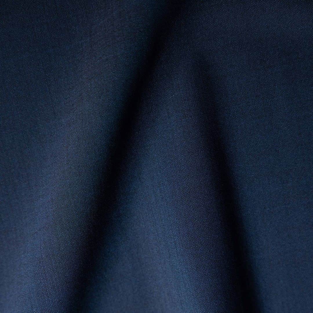 ドーメルさんのインスタグラム写真 - (ドーメルInstagram)「Zoom in on the mesmerizing Tonik® Light fabric from our Mohair Collection.  Bunch : MOHAIR Ref : 897602  #dormeuil #luxurytailoring #tailormade #luxuryfabrics #bespoketailoring #luxurynaturalfibers #ethicalcloth #sustainablefashion #sustainableluxury #1842paris #mohair #Toniklight」6月24日 14時12分 - dormeuil1842