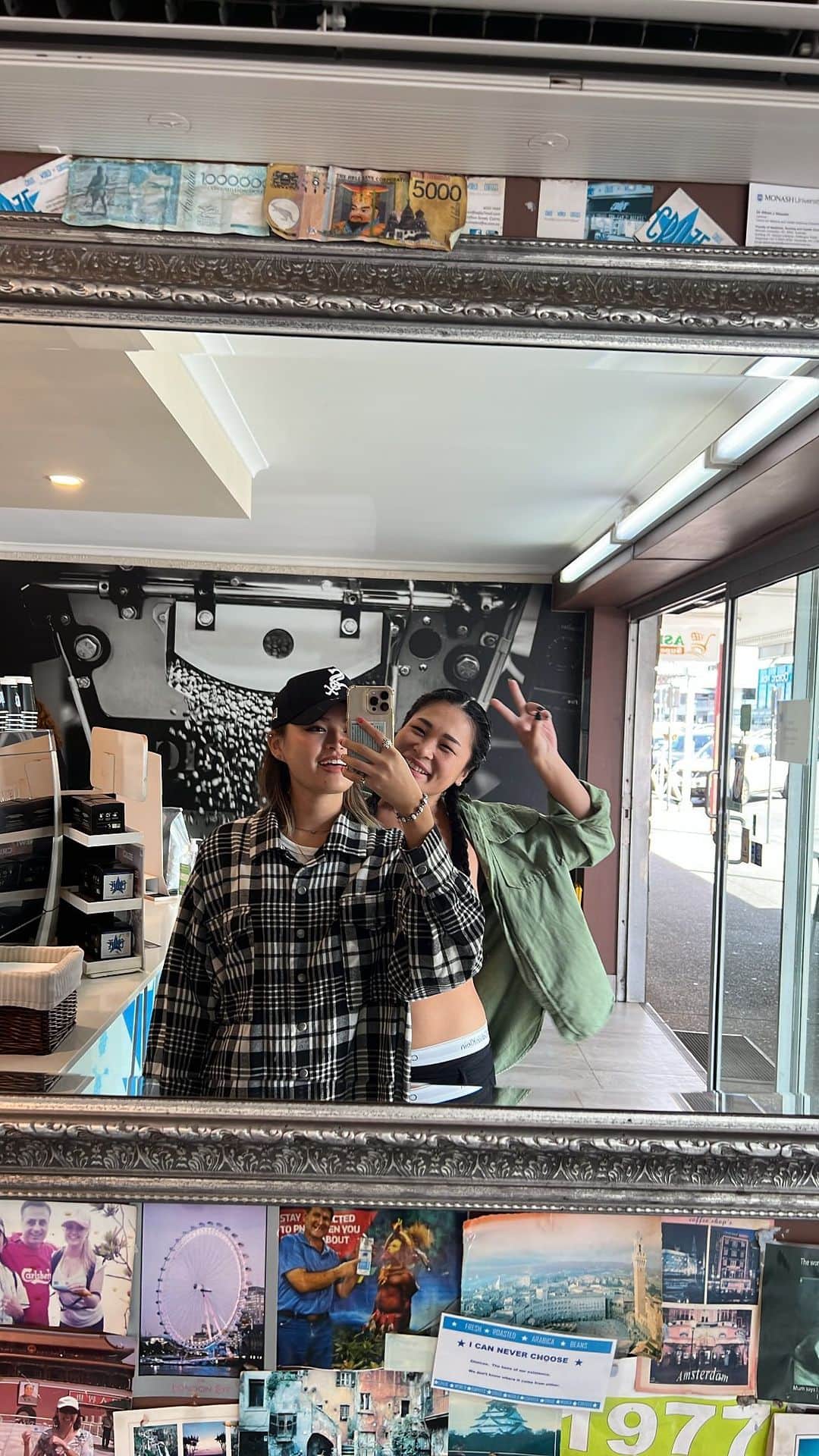 りおなのインスタグラム：「School ▶︎ Night Out  w/ @sizk.23 🤍」