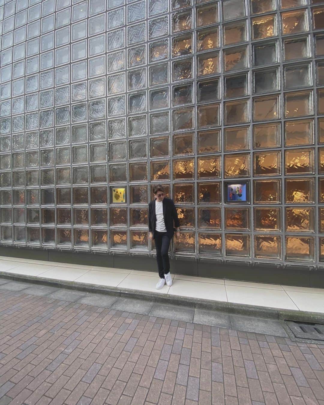 川崎麻世さんのインスタグラム写真 - (川崎麻世Instagram)「銀座の街角でポツリと🏙  #HERMES」6月24日 15時23分 - mayokawasaki