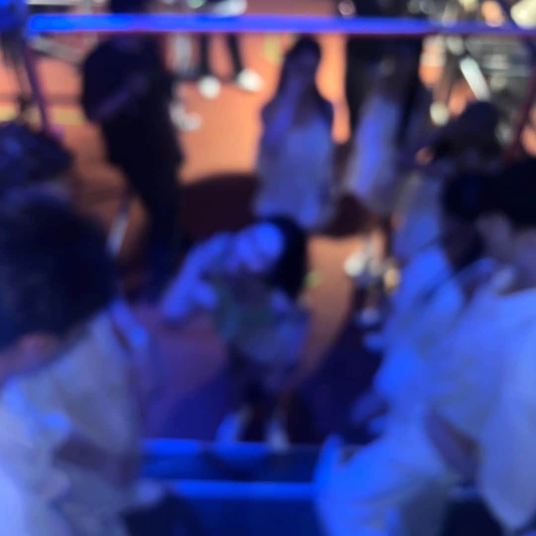 エナ さんのインスタグラム写真 - (エナ Instagram)「WATER BOMB🔥🔥 . . . #까망갱 #선미 #댄서 #워터밤 #2023워터밤 #서울」6月24日 16時16分 - eunkyung.shin