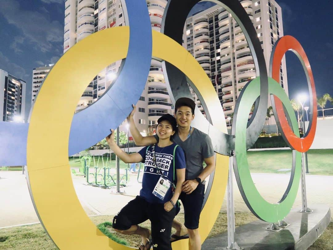 グレイシア・ポリーさんのインスタグラム写真 - (グレイシア・ポリーInstagram)「Happy olympic day with my love. ♥️  Foto-foto sama papa Jessia @felixdjimin sampai ke olimpiade Rio 2016. Jaman masih pacaran yang waktu itu gak pernah di publish umum sama sekali selama 4 tahun, tiba-tiba langsung tunangan. 😂   Terimakasih sayang karena setelah olimpiade Rio 2016 kamu masih menungguku 4 tahun lagi ke olimpiade Tokyo 2020 sebelum akhirnya kita menikah. 😍」6月24日 16時27分 - greyspolii