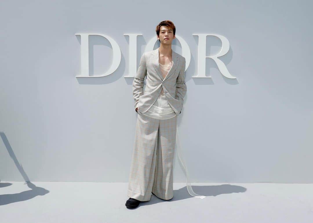 竹内涼真のインスタグラム：「#dior  #DiorSummer24   #ディオール 🤍」