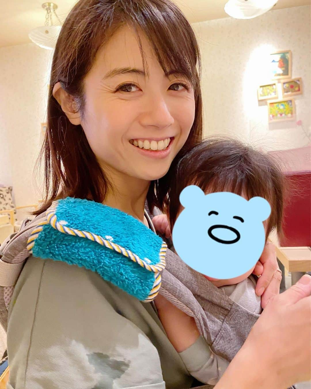 松尾依里佳さんのインスタグラム写真 - (松尾依里佳Instagram)「・  今朝（6/24）の朝日新聞朝刊のbeの全面広告に、 @shimizu.akihiro と夫婦で @kumon_jp_official KUMONのインタビューを受けた記事が載っています☺︎ よろしければご覧くださいませ♡  これは娘が撮ってくれたいつかの写真🤳 幼稚園お迎え後の私と息子です  #kumon #公文式 #幼児教育 #清水章弘 #松尾依里佳 #2児パパママ #朝日新聞 #朝日新聞be」6月24日 17時20分 - erika.matsuo