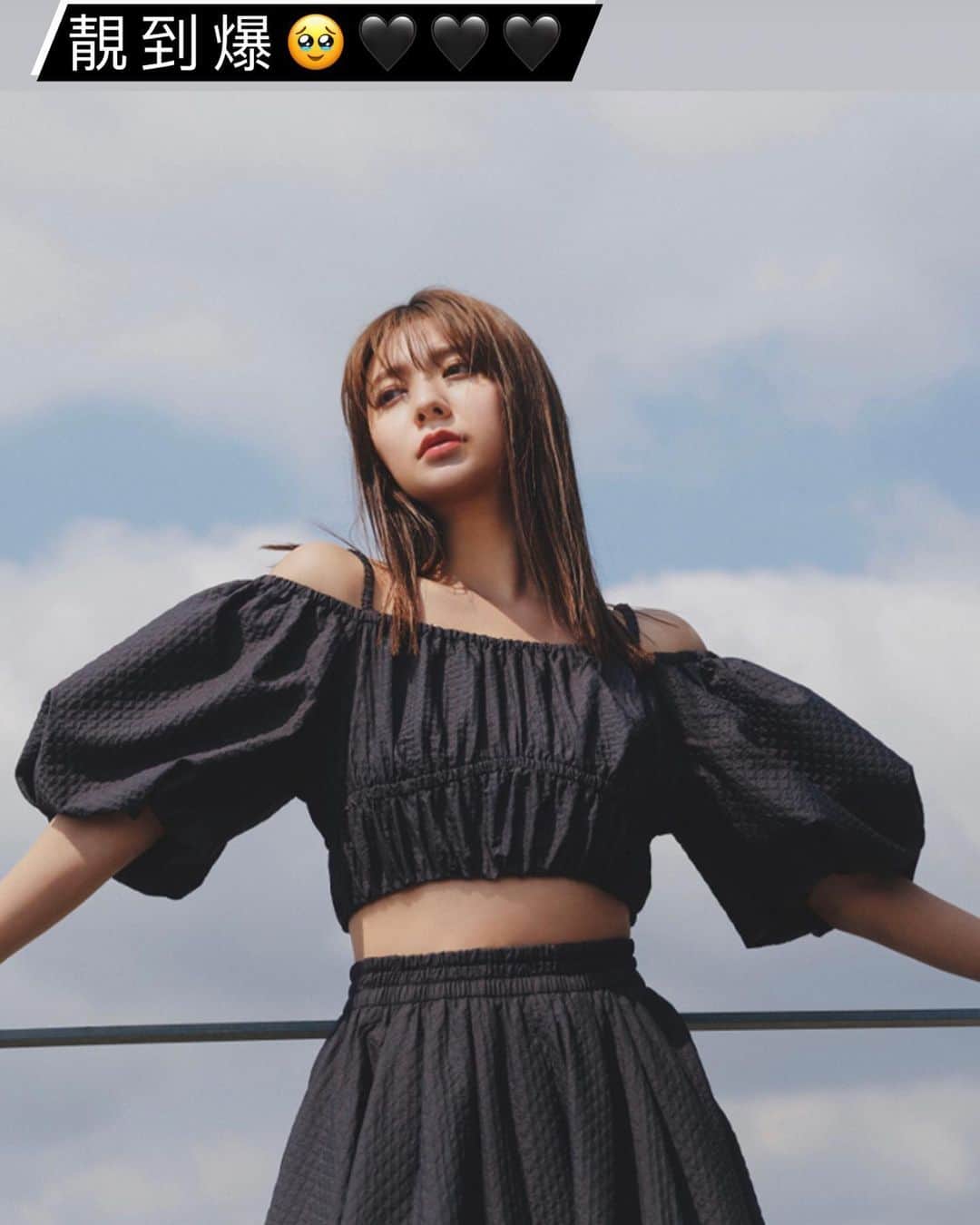 Fleur Fleurのインスタグラム：「［puff puff 夏季一字膊上衣］ 夏天就係想買靚top! 😍 我哋係現貨發售 歡迎WhatsApp聯絡我哋🥳👌🏼 新作有八折之外 購買$1600即可享免費順豐送貨服務添 歡迎直接購買😍😍😍🫶🏻  watsapp: 5572-9458 #銅鑼灣恩平道52號2樓A室」