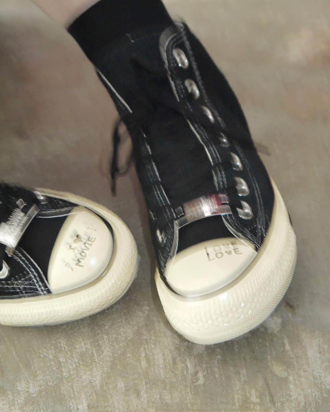 MIDWEST TOKYO WOMENのインスタグラム：「DAIRIKU × CONVERSE ALL STAR US HI ¥27,500- size : 23.0-28cm color : Black」