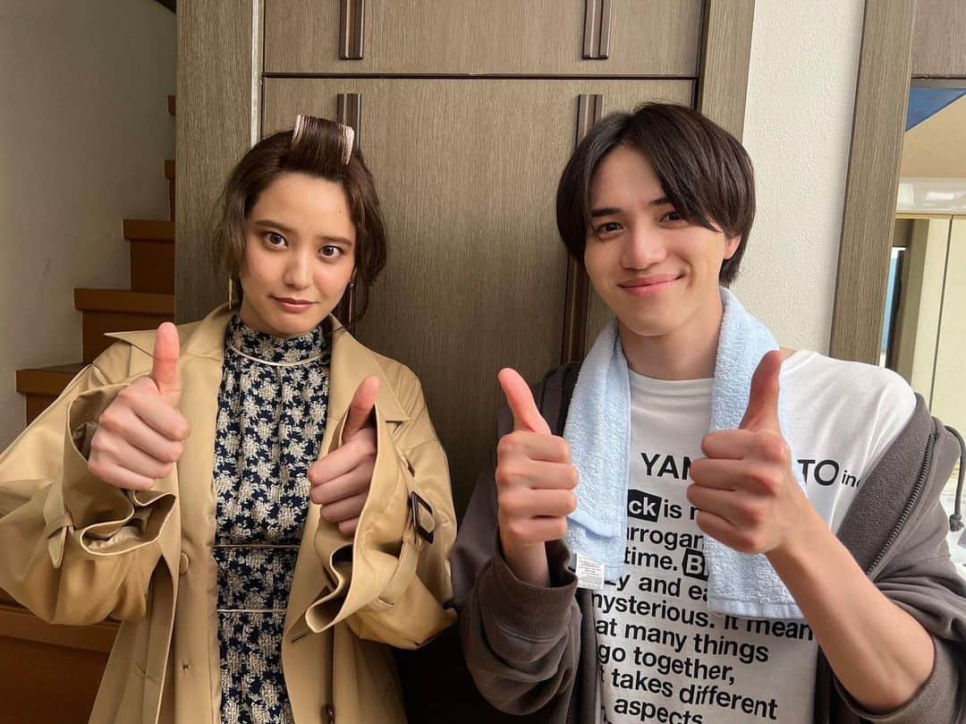 シンドラ公式さんのインスタグラム写真 - (シンドラ公式Instagram)「🌸🌸🌸 #春は短し恋せよ男子 最終回6月26日(月)24:59〜  太陽と朱莉のラストツーショット👍ふたりのシーンは毎回笑いながら撮影をしていました😂  #ナイス日高姉弟 #ケロベロスと下僕  #TVer #Hulu  にて見逃し配信中🐼 https://tver.jp/series/srs7lbl1b9  #岩﨑大昇 #山崎紘菜  #那須雄登 #藤井直樹 #金指一世 #美少年 #ジャニーズJr #永瀬莉子 #香音 #鈴木ゆうか #奇跡が起きるとき #シンドラ #チームはるだん」6月24日 18時00分 - shindora_ntv