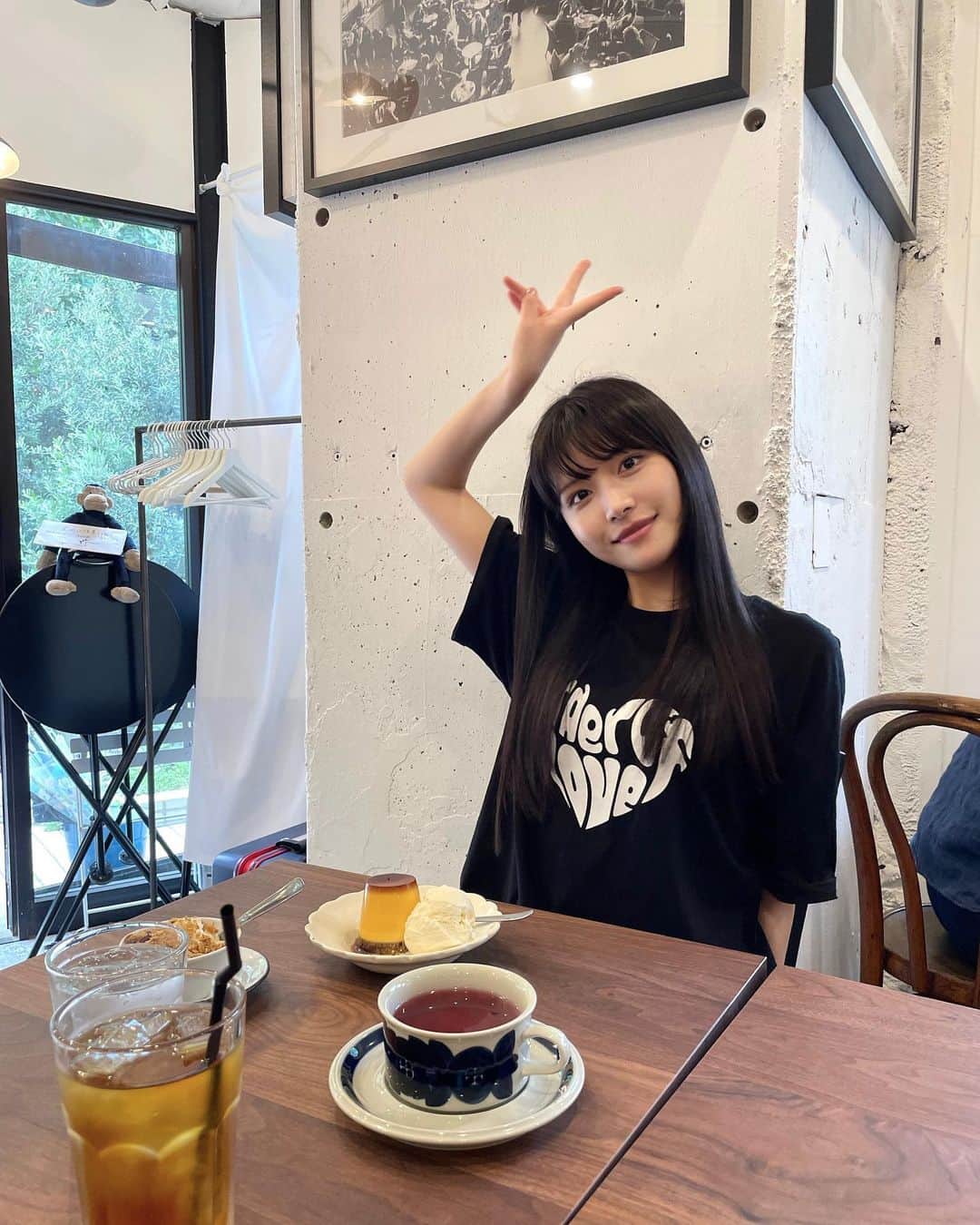 卯余野陽菜乃のインスタグラム：「合間にカフェ☕️ . . 先日、ホワイトニング行ってきたよ〜！プレミアムコースでしっかり効果実感！ まつげもパリジェンヌで綺麗にあげてもらいました！全くしみなくて熟睡しちゃう😪  いつもありがとうございます❤️❤️ 、」
