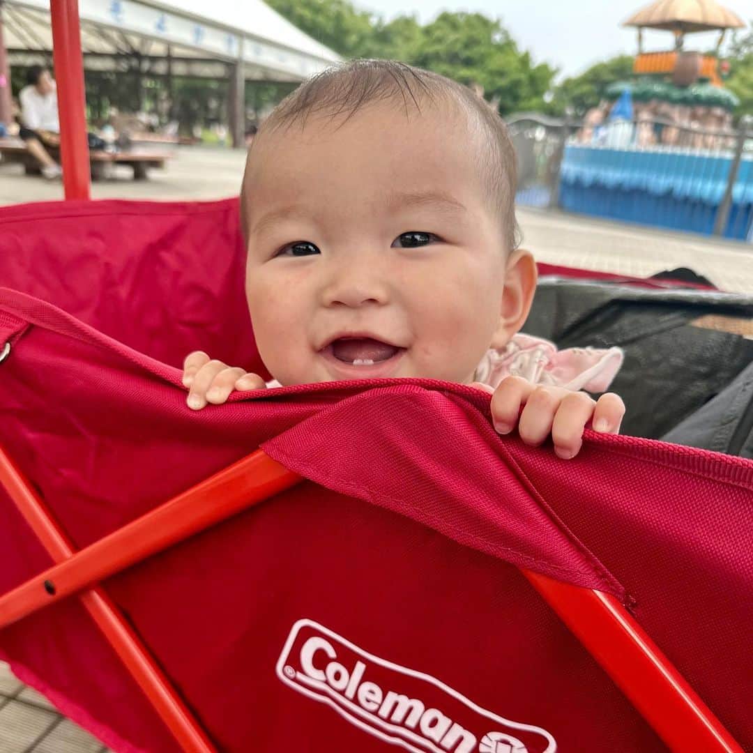 のインスタグラム：「お誕生日プレゼントでいただいたワゴンに乗っておでかけ💕 「これがずっとほしかったの〜♡」ってのんちゃん嬉しそう☺️ カレンダーにも印を付けて初ドライブの日を楽しみにしていました🤭  #村方乃々佳 #ののちゃん #ののかちゃん #ののちゃんねる #nonokamurakata #노노카 #NONOCHAN #誕生日プレゼント」