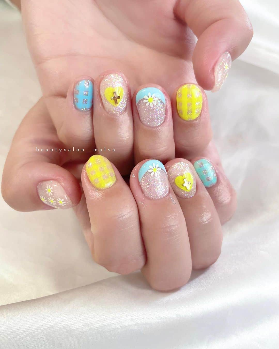 nailsalon malva（ネイルサロンマルヴァ）のインスタグラム