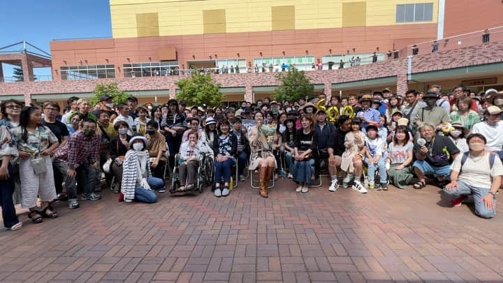 Ms.OOJAのインスタグラム：「サタパン600回！アリオ札幌来てくれたらみなさん本当にありがとうーー！！めちゃくちゃ楽しかったし、嬉しかった🥹  そして生放送もメッセージたくさん🥹胸熱でした！来週も再来週も読み切れなかった分を紹介するからねー！  みんな写ってるかな？？ちっちゃくてごめん😂  次は8/5😏  #msooja #サタパン　#600回 #2012年1月から #12年目に突入　#fmnorthwave」