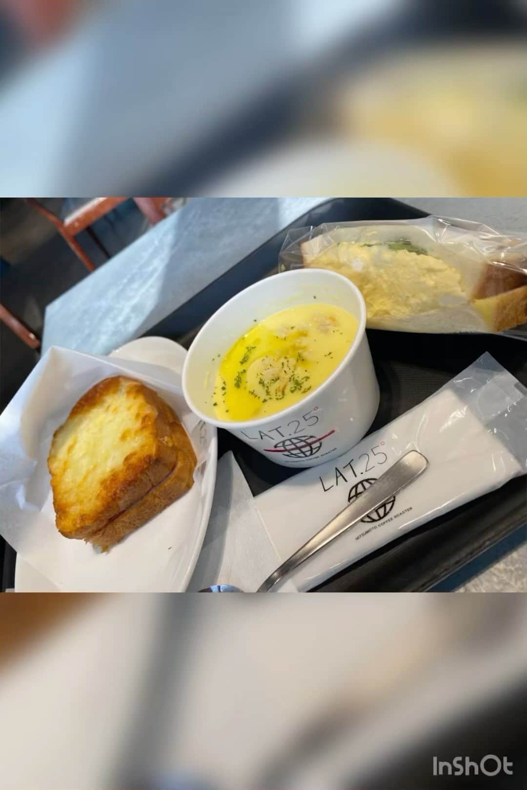 三浦孝太のインスタグラム：「人生初の鹿児島へ出張 父の出身地！ いい人ばかり！ 美味しいものたくさん ご馳走になりました✨🙇‍♂️ 絶対また来ます！ Kagonnma pikapika coming soon」