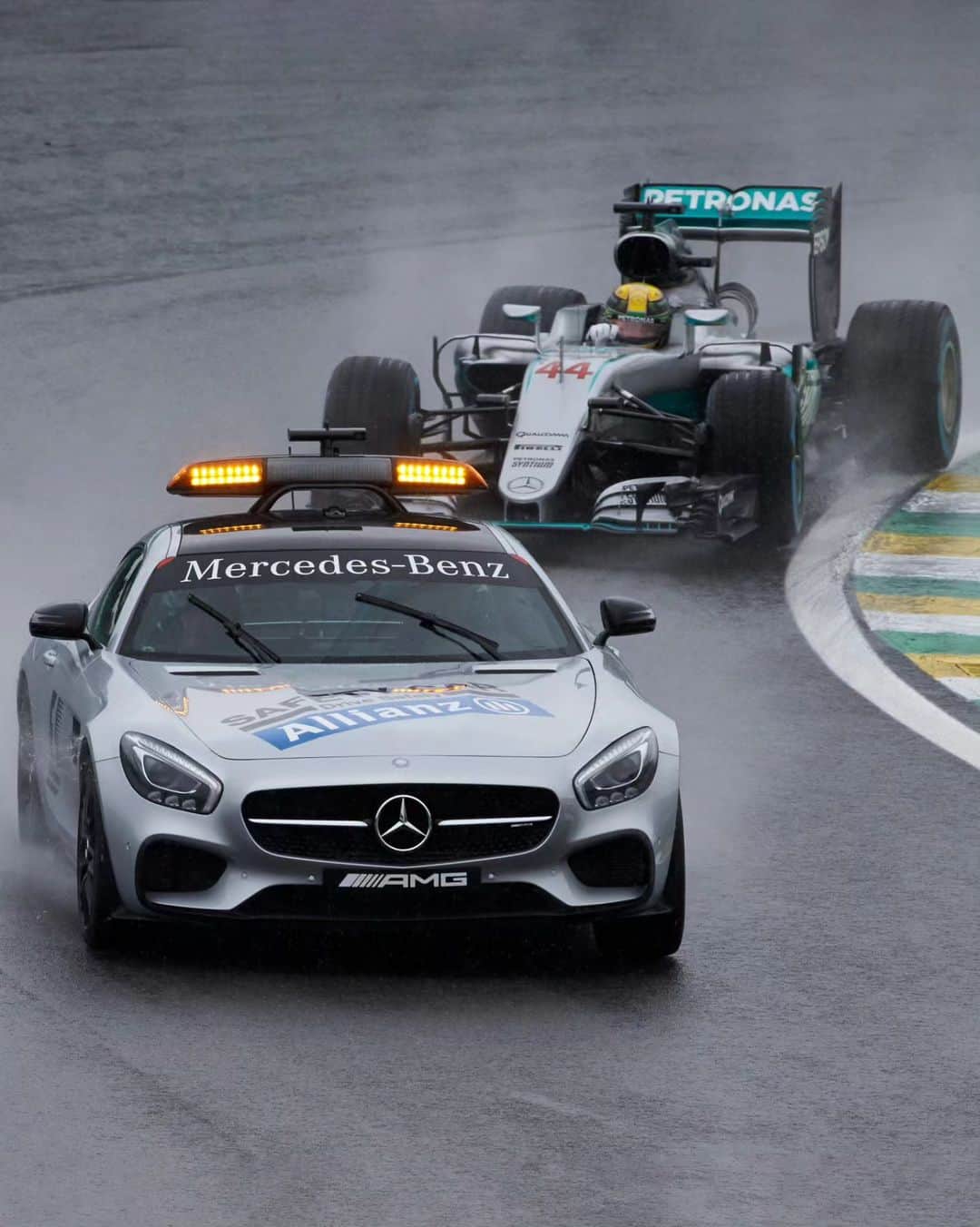 MERCEDES AMG PETRONASさんのインスタグラム写真 - (MERCEDES AMG PETRONASInstagram)「A journey back through @MercedesAMG history. ⌛ Swipe to see the evolution of the @F1 Safety Car. ❤」6月24日 18時58分 - mercedesamgf1