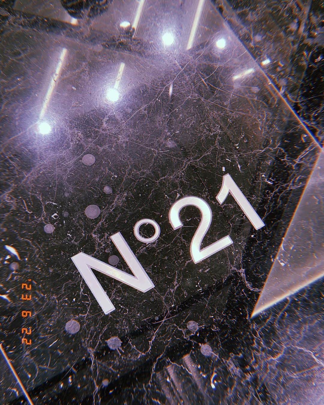 のインスタグラム：「・・・ @numeroventuno Fukuoka Daimyo Garden City Store  #N21 by #AlessandroDellAcqua #N21Fukuoka」