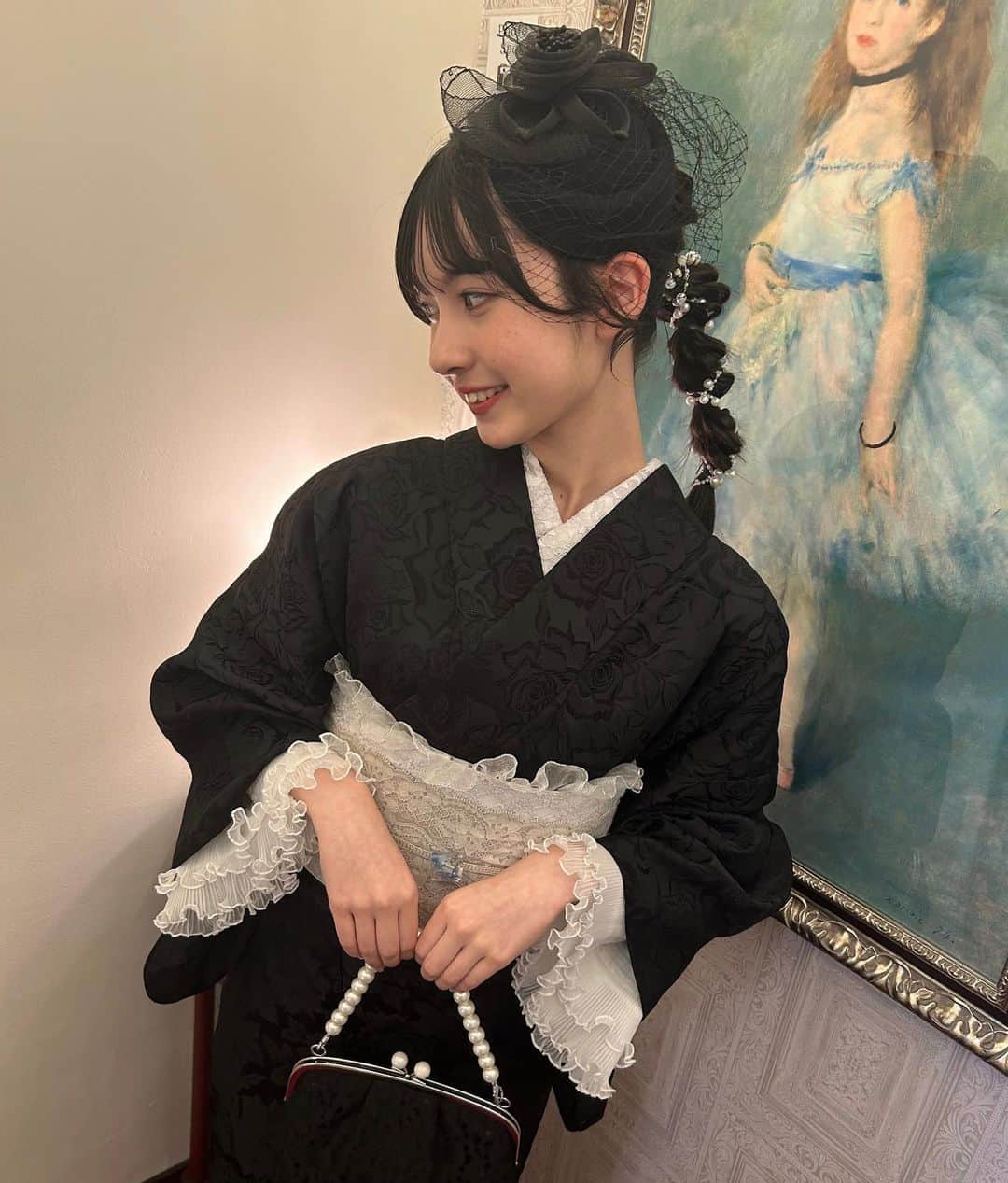 川原美杏さんのインスタグラム写真 - (川原美杏Instagram)「ニコラ7月号『東京・京都・大阪  修旅ガイド』のオフショットです〜📸  れいなとふたばと私の東京チームで東京の色々なスポットを紹介をしています🫶🏻 色々な場所に行けてとっても楽しい撮影でした💞ぜひニコラ7月号をチェックしてねー！  #ニコラ #nicola #ニコモ #ニコラ7月号発売中 #川原美杏」6月24日 19時13分 - kawahara_mian_official