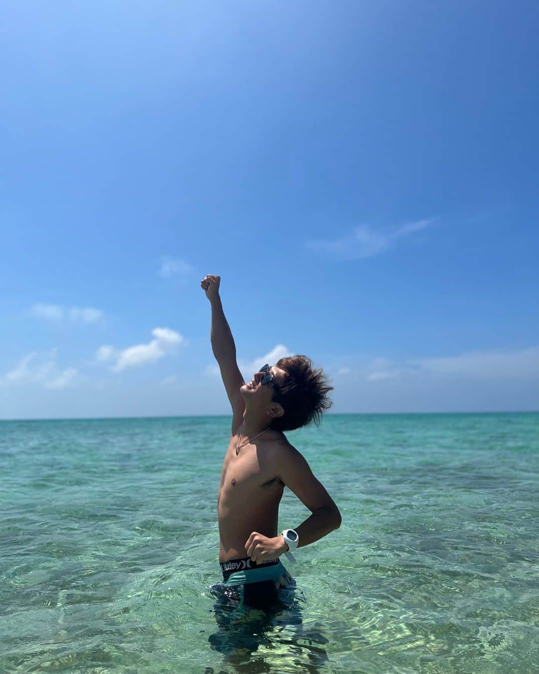 大倉士門のインスタグラム：「少し早い夏休みしてきました!🏖️ 安定の石垣島です🐠 そして、夏がやってきました〜🤩🏝️ きたぁぁぁぁぁぁぁ」