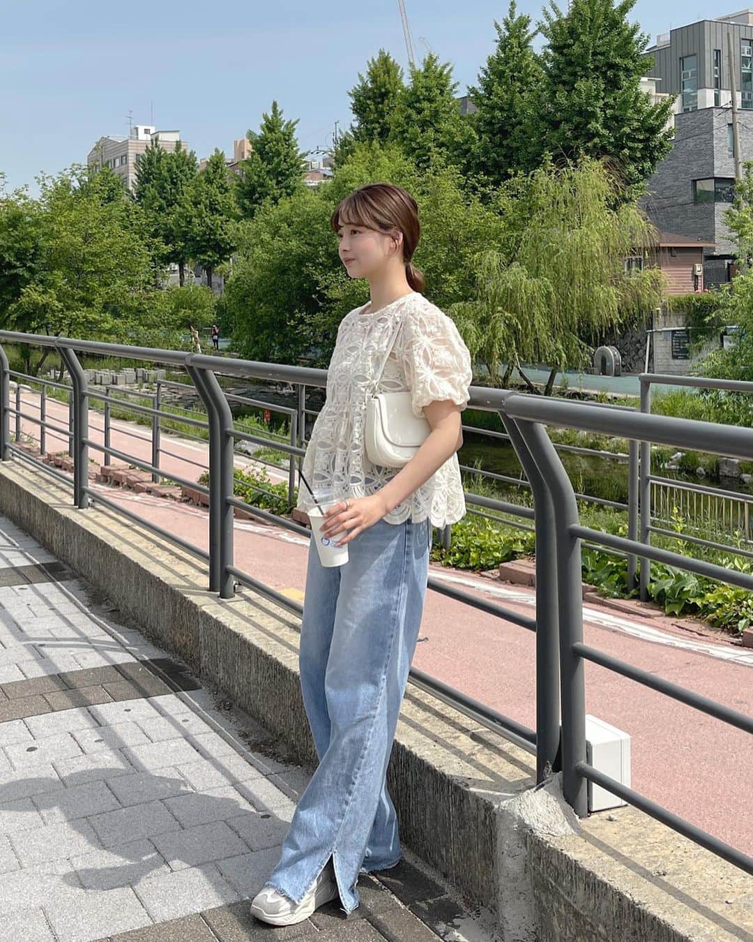 DHOLIC SNAPのインスタグラム：「＼人気アイテムSALE🪄／  ディレクターオススメのSUMMERアイテムがMAX30%OFF🍉  今なら夏休みにも間に合います🌻  この夏は @d_by_dholic のお洋服でお洒落をしておでかけしてみませんか？？🧺」