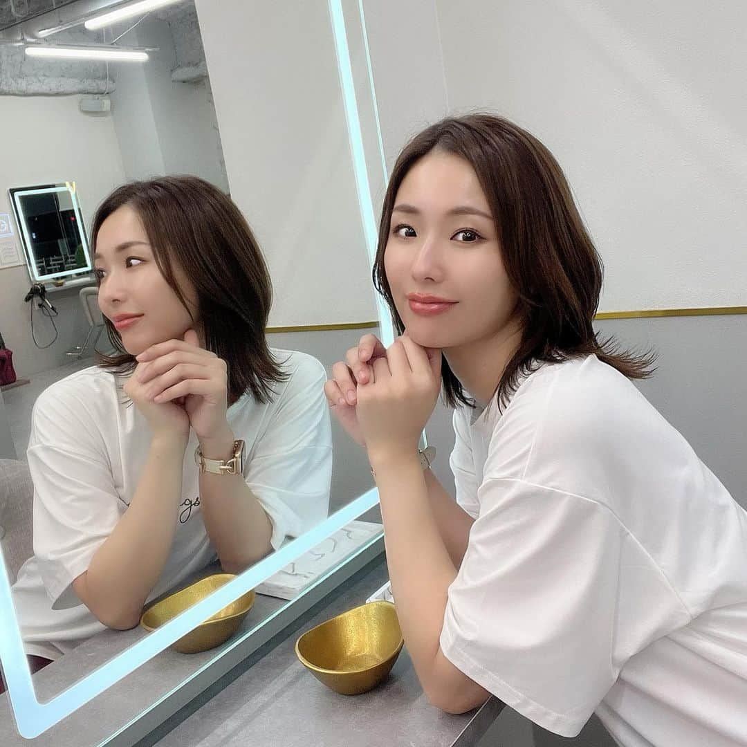 のインスタグラム：「少しだけ髪を暗くしました☺️  #本条舞 #actor #actress  #名古屋役者 #ヘアカラー #ヘアスタイル #ショートボブ」