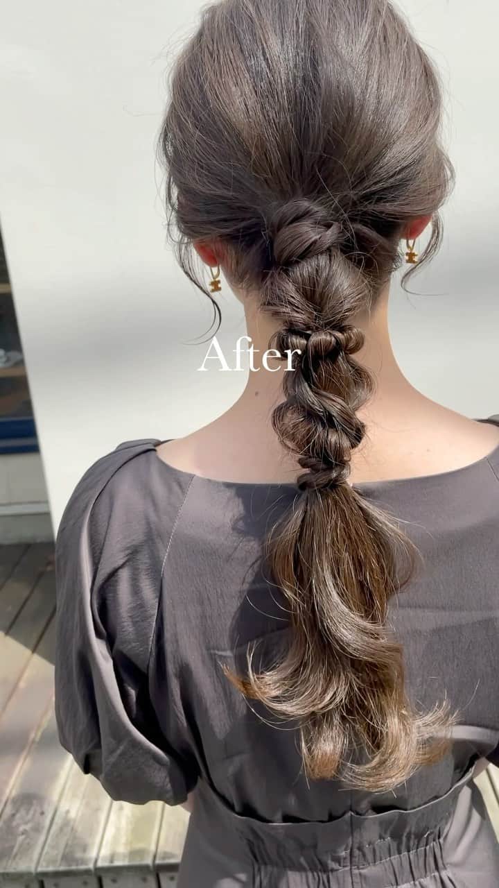 のインスタグラム：「お客様 Before After ✨  cut✂︎ 少しだけ毛先と毛量を調整しました✂︎  color 透明感がたっぷり出るシアーミントベージュです🍃  hair arrange ご家族とお出かけなので 編み下ろしアレンジにしました👏✨  #ヘアアレンジ　#カット　#ヘアカラーベージュ  #ミントカラー  #レイヤーカットロング  #おくれ毛　#編み下ろし  #ヘアアクセサリー」