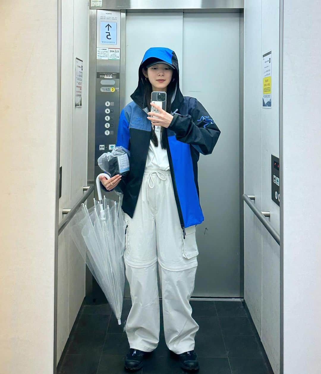 在原みゆ紀さんのインスタグラム写真 - (在原みゆ紀Instagram)「☔️？🐸」6月24日 20時25分 - ariharamiyuki